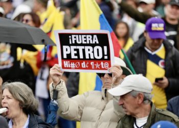 La desaprobación del presidente colombiano sube al 59,9 %, según una encuesta