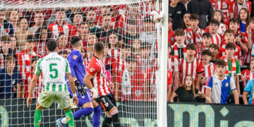 1-1. El Athletic deja escapar ante el Betis dos puntos por su tremendo desacierto