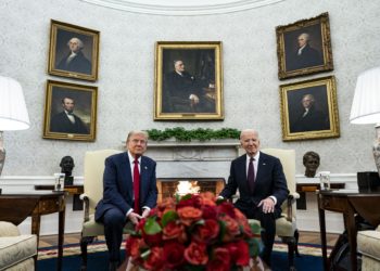 Trump revela que fue «muy agradable» la reunión con Biden para preparar la transición
