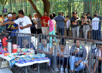 Migrantes temen quedar atrapados en la frontera sur de México tras la victoria de Trump