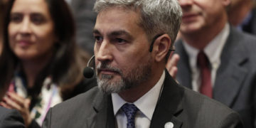 Expresidentes piden al papa su intermediación para una transición «en paz» en Venezuela