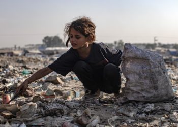 La ONU advierte que el peligro de hambruna «es real» en una Gaza donde impera la anarquía