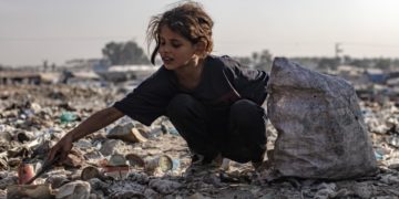 La ONU advierte que el peligro de hambruna «es real» en una Gaza donde impera la anarquía