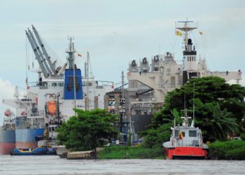 Colombia someterá a control a Monómeros
