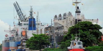 Colombia someterá a control a Monómeros