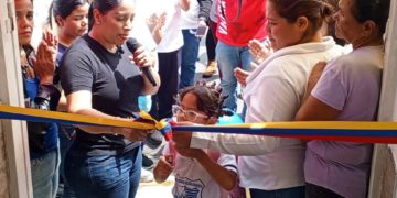 Alcaldesa Angie Quintana reinauguró consultorio popular en Santo Domingo