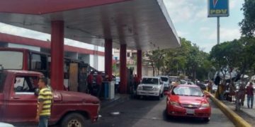 Gobernación de Trujillo pide a la población evitar “compras nerviosas”: “garantizamos el suministro de combustible”