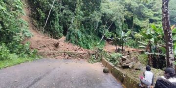 Vía que comunica a Boconó y Valera sigue cerrada
