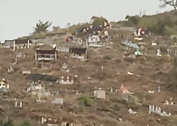 Boconó | Varias personas lesionadas por desplome de pared perimetral del Cementerio de Las Mesistas