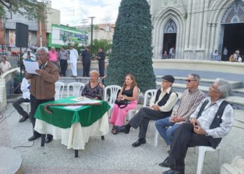 Valera honró a los músicos, al amor, a la vida y a Santa Cecilia