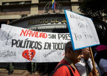Delsa Solórzano denuncia que a políticos presos se les impide visita de familiares y abogados