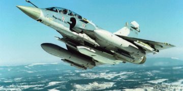 Francia permite a Kiev usar sus armas contra las bases rusas desde donde se lanzan ataques