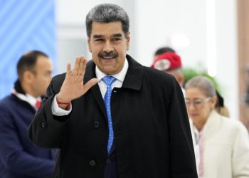 Nicolás Maduro advierte que la oposición «se va a arrepentir» si intenta sacarlo del poder