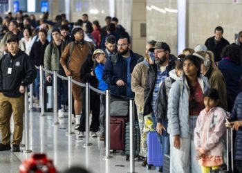 Unos 80 millones de estadounidenses viajarán en Acción de Gracias, una cifra récord