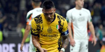 1-0. Lautaro mete presión al Nápoles