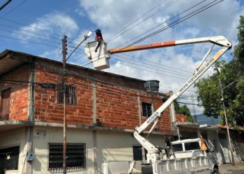 20 mil habitantes de municipio fronterizo de Ureña favorecidos con instalación de luminarias Led