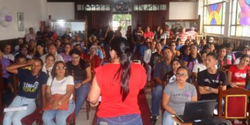 Alcaldía de Valera realizó foro «No más Violencia contra la Mujer»