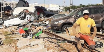 Rescatista y migrante merideño Jesús Cadieres se sumó a ayudar en la tragedia de Valencia, España