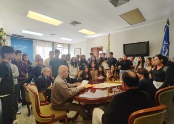 Grupo de jóvenes solicitaron ante el Rector de la ULA la revisión de la última prueba psicológica realizada en Medicina