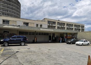 Cuatro personas resultaron intoxicadas en una escuela de Ejido