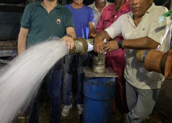 Reactivado sistema de bombeo de agua  que surte a residentes  de parroquia Valmore Rodríguez
