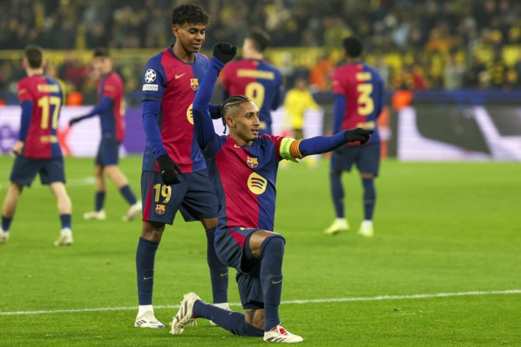 Raphinha celebra su gol anotado ante el Borussia de Dortmund. EFE/EPA/FRIEDEMANN VOGEL