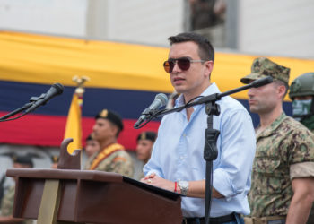 Noboa responde a críticas de Correa y ofrece enviarle copia de su sentencia por corrupción