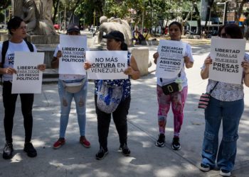 Oposición mayoritaria pide a la CPI documentar la muerte de tres presos poselectorales