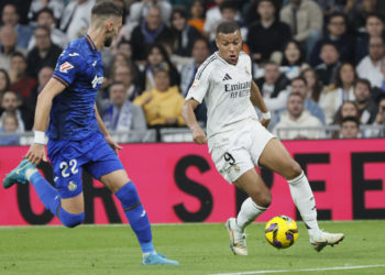 2-0. El Real Madrid amenaza el liderato del Barça