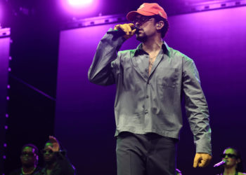 Bab Bunny gana tres premios Billboard y Karol G se lleva el galardón de artista latina