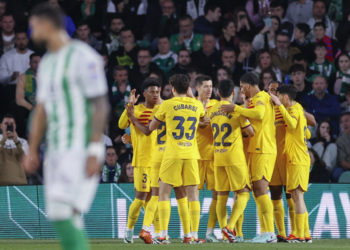 Betis-Barcelona con liderato reafirmado y Girona-Real Madrid de redención