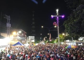 Encendido de luces de Navidad en Sabana de Mendoza