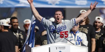 Los Medias Rojas agregan por una temporada al ganador de la Serie Mundial Walker Buehler