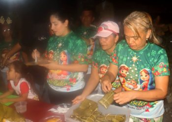 Alcaldesa Angie Quintana compartió Hallacazo con comunidad de Bajada del Río