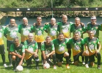 Fútbol Máster / Calle Valera campeón copa “Navidad» homenaje a Pedro Bravo