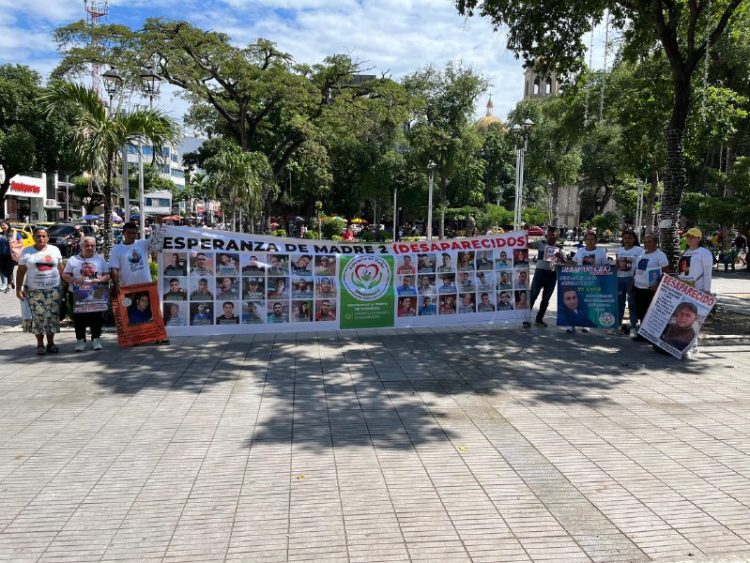 Más de 70 familias de venezolanos desaparecidos integran el Comité Esperanza de Madre.  Foto: Carlos Eduardo Ramírez