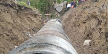 Gobernación de Mérida sustituye tubería en la Local 004