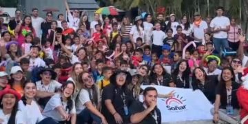 Soñar Despierto lleva magia y sonrisas a niños de Valera en su evento navideño