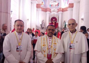 Tachirenses recibieron con algarabía al  VI Obispo de la Diócesis de San Cristóbal