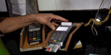 Seniat aprobó facturación digital obligatoria para ventas online