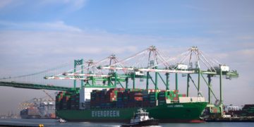 «Están avisados»: Trump usa la amenaza del proteccionismo para negociar con el mundo