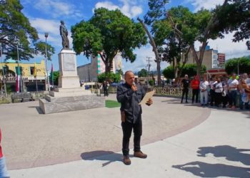 Polo Patriótico rindió homenaje a Bolívar a 194 años de su muerte