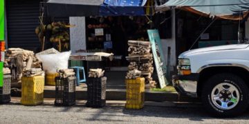 En plena temporada navideña: Mérida a leña