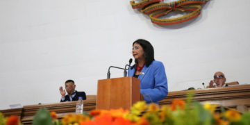 Delcy Rodríguez: 77,6% del presupuesto nacional 2025 está dirigido a la inversión social