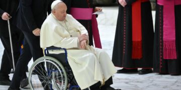 El papa advierte en Davos del efecto de la IA en la «creciente crisis de la verdad» actual