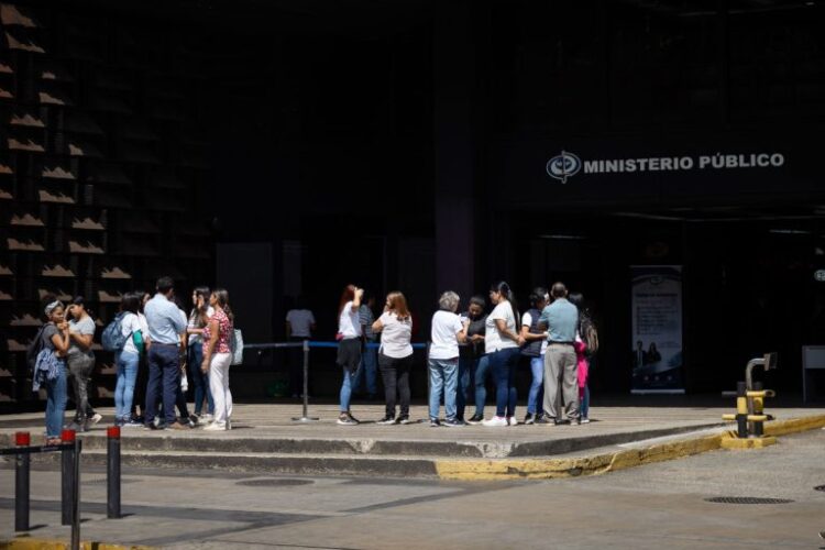 Fotografía donde se observa la fachada del Ministerio Público (fiscalía), en Caracas / Foto referencial: EFE