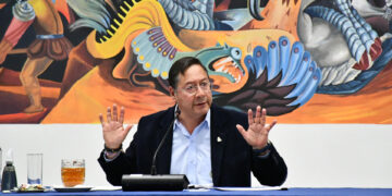 Luis Arce felicita a Maduro y le desea «éxito» en su nuevo periodo gubernamental