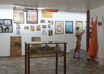 Archivo municipal de San Cristóbal realiza exposición histórica de la Feria Internacional de San Sebastián 