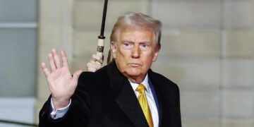 Trump vuelve a amenazar con retomar el Canal de Panamá: «China ha tomado el control»