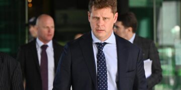 Acusan a instagramer de sobremedicar a su bebé para recibir miles de dólares en donaciones